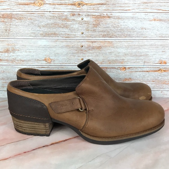 Merrell Shiloh Clogs in Oak Brown leather - Picture 4 of 13